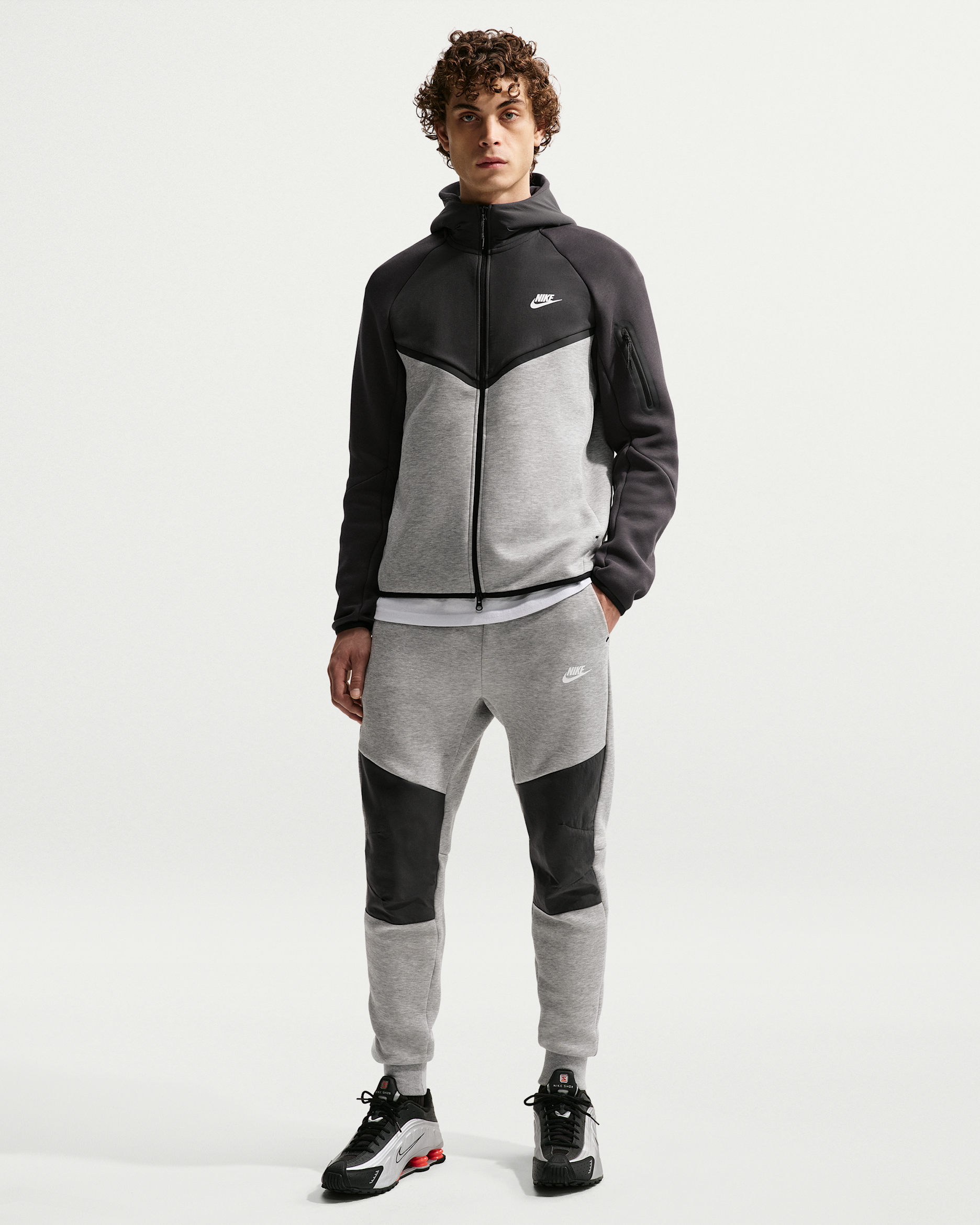 Nike Tech Men's Fleece Joggers. Nike SK